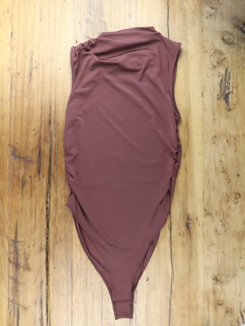 BROWN SLEEVELESS HIGH NECK RUCHED SIDES BODYSUIT SIZE MEDIUM NEW WITH TAGS